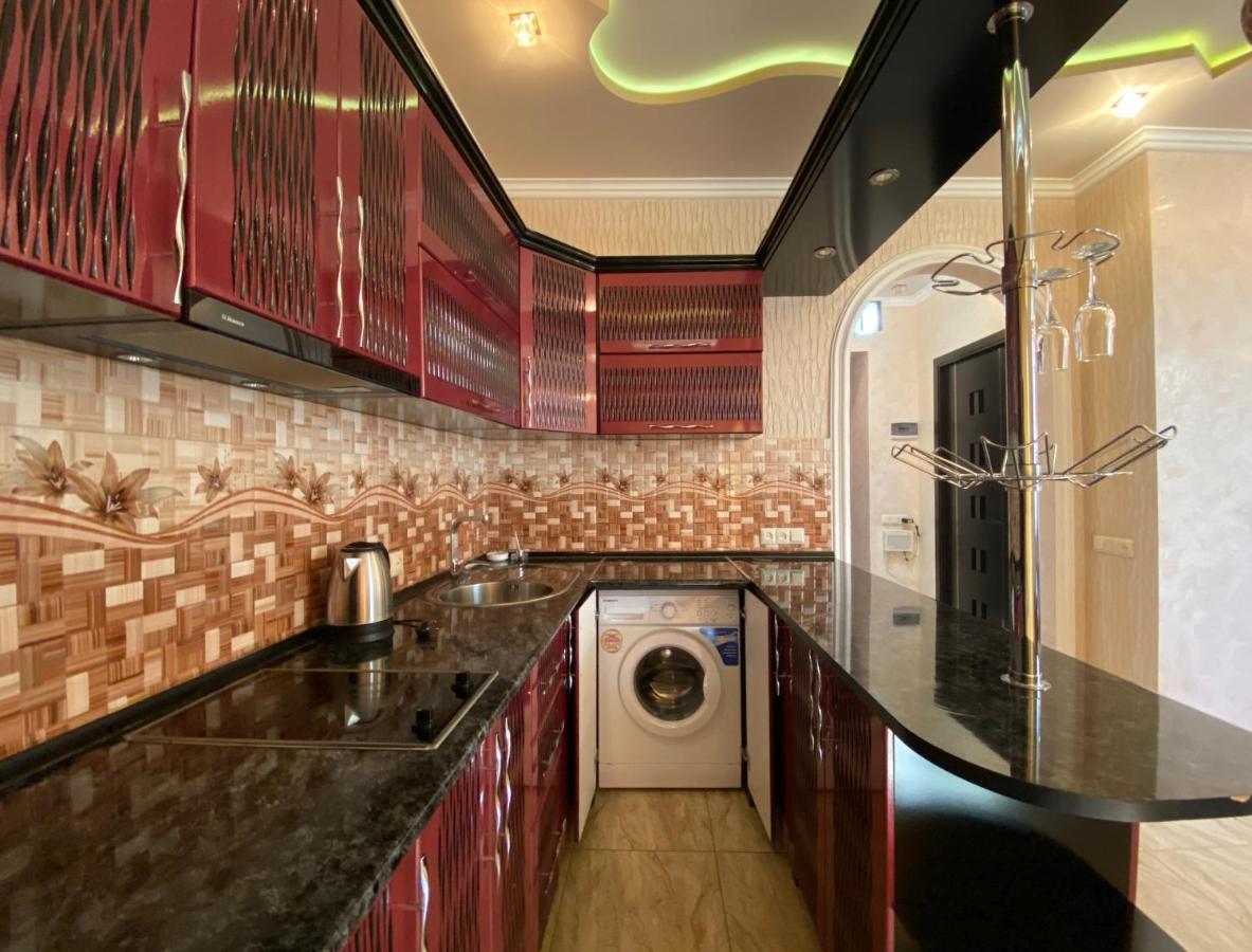 Amiryan Street 1 Bedroom Deluxe Apartment With Balcony Am104 Yerevan Ngoại thất bức ảnh